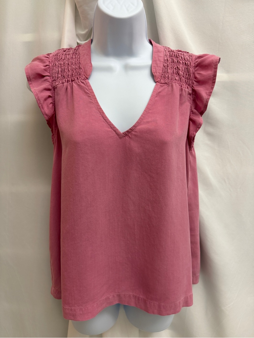 Cloth & Stone Anthropologie Mauve Pink Smocked V-Neck Flutter Sleeve Blouse